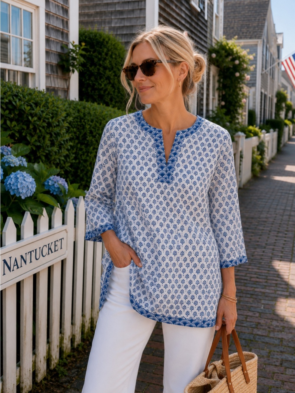 Pomegranate  Raina Blue Tunic Size Medium NWT